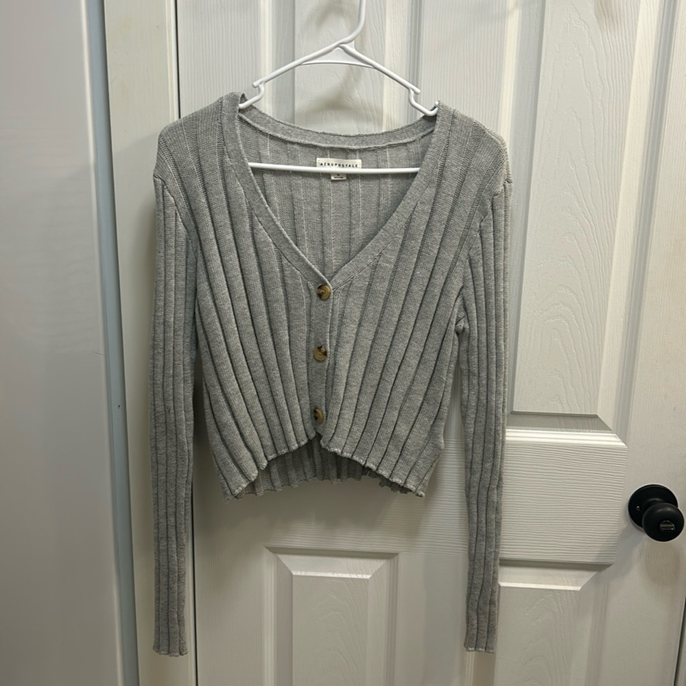 Aeropostale Grey Long Sleeve Cropped Button Up Sweater Size Medium WORN ONCE